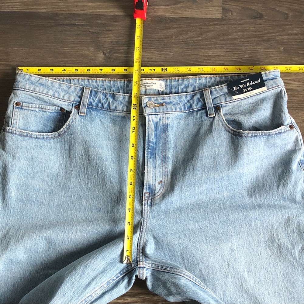 NWT Abercrombie and Fitch Curve Love 90s Relaxed Jean 35 20 Long Inseam - Picture 14 of 15